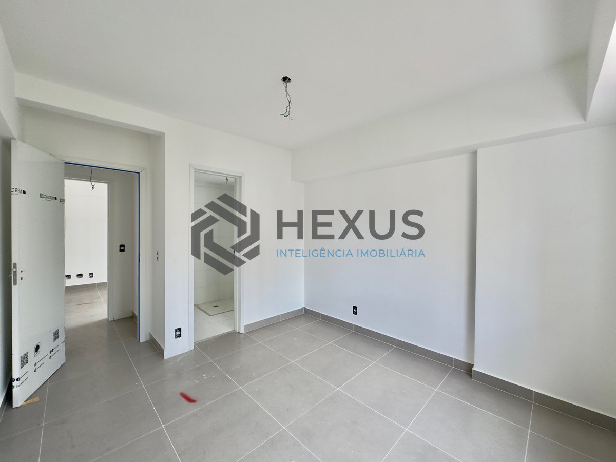 Foto 11 de Apartamento com varanda gourmet e lazer em prédio novo na Praia das Pitangueiras, Guaruja