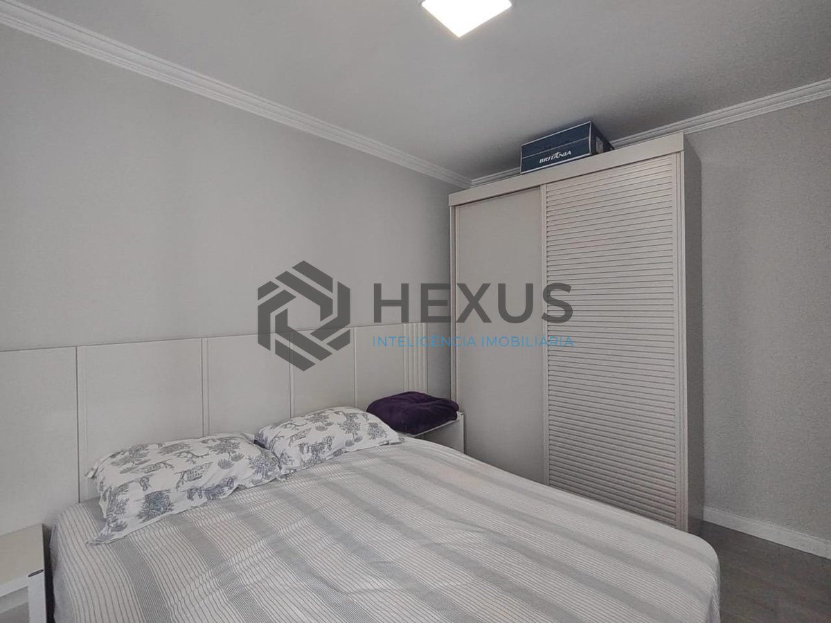 Foto 15 de Apartamento com varanda e lazer na Praia da Enseada, Guaruja