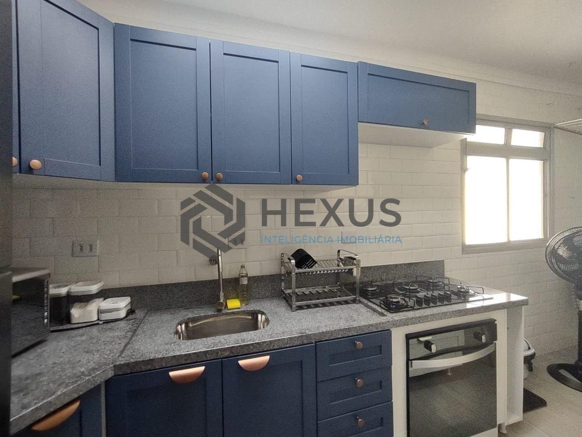 Foto 16 de Apartamento com varanda e lazer na Praia da Enseada, Guaruja