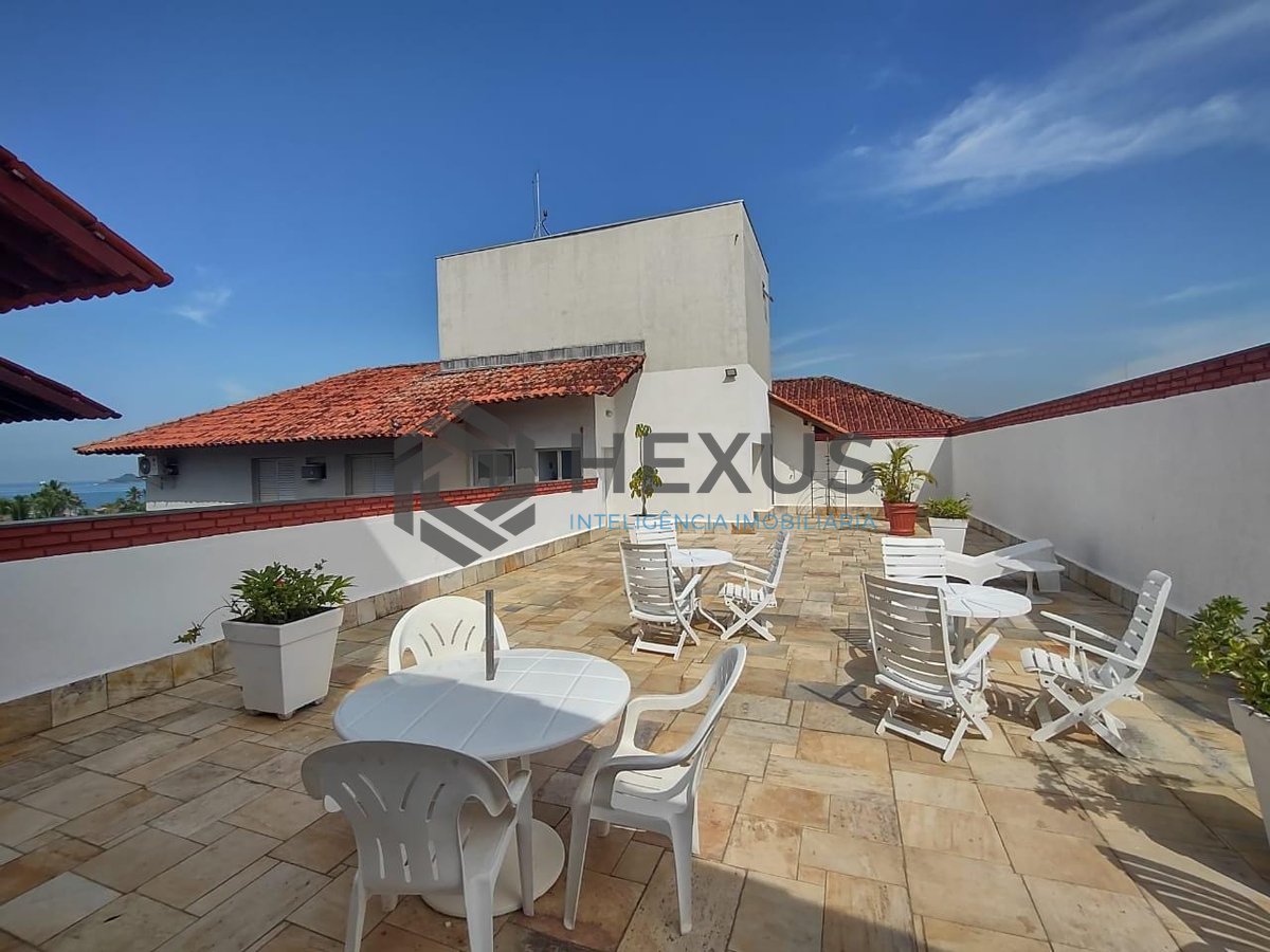 Foto 22 de Apartamento com varanda e lazer na Praia da Enseada, Guaruja