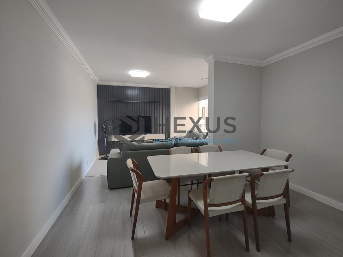 Foto 5 de Apartamento com varanda e lazer na Praia da Enseada, Guaruja