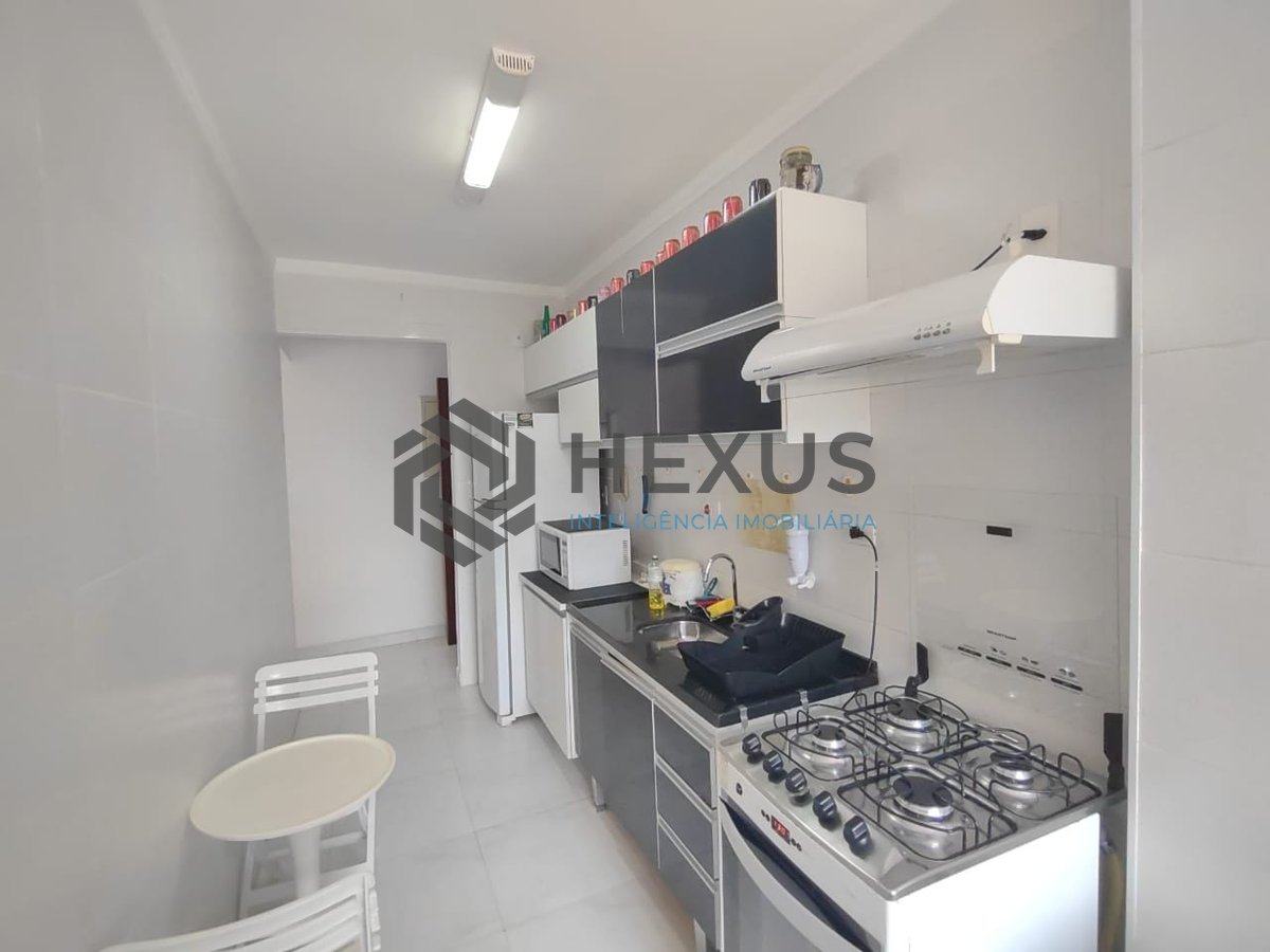 Foto 16 de Apartamento com varanda e lazer na Praia da Enseada, Guaruja