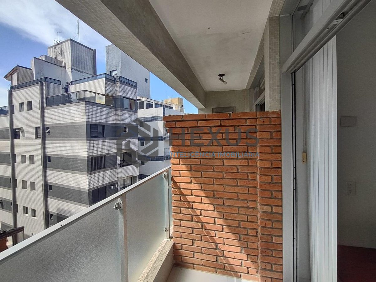 Foto 6 de Apartamento com varanda e lazer na Praia da Enseada, Guaruja