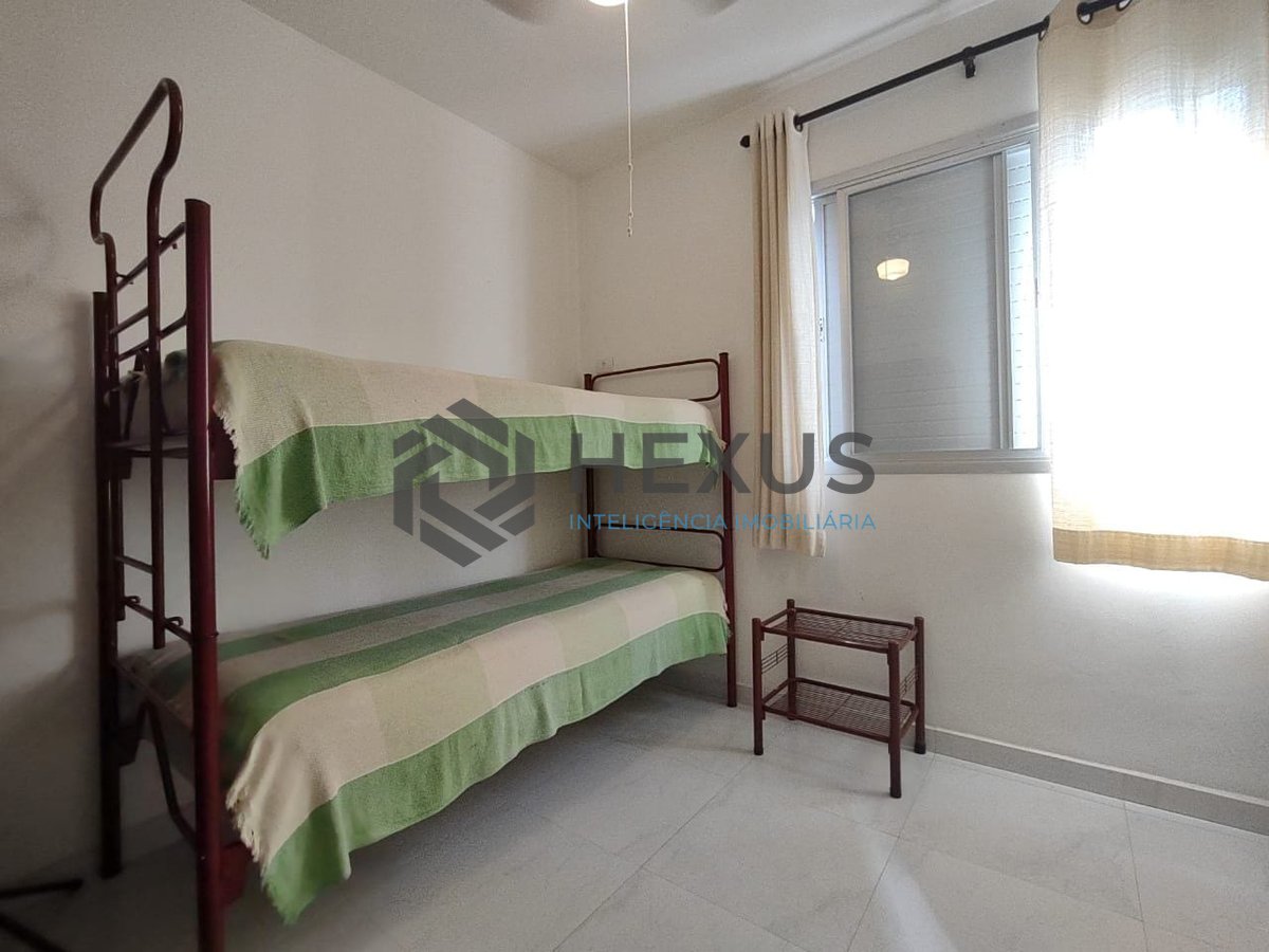 Foto 10 de Apartamento com varanda e lazer na Praia da Enseada, Guaruja