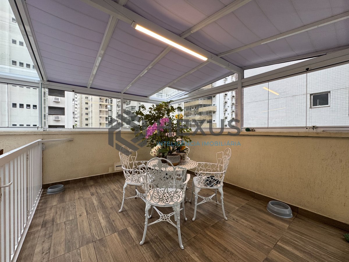 Foto 13 de Apartamento garden com varanda gourmet e lazer na Praia das Pitangueiras, Guaruja