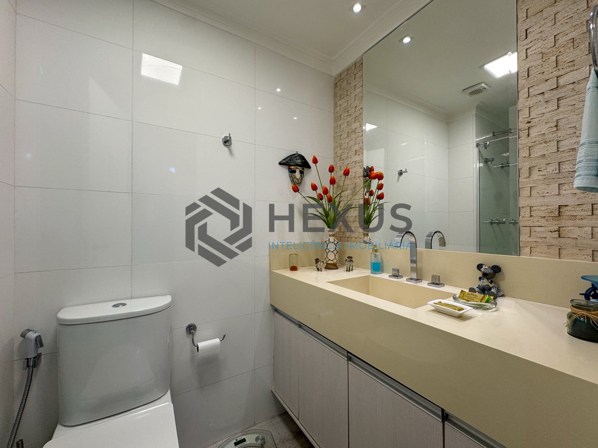 Foto 40 de Apartamento garden com varanda gourmet e lazer na Praia das Pitangueiras, Guaruja
