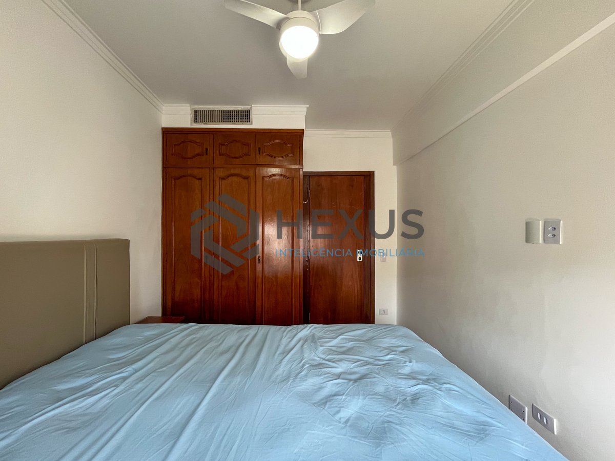 Foto 21 de Apartamento com varanda vista mar e lazer na Praia das Pitangueiras, Guaruja