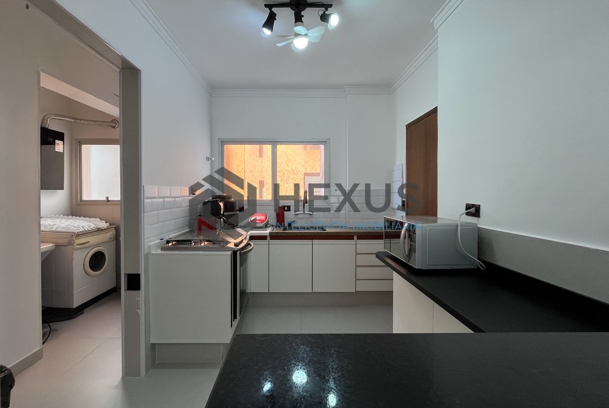 Foto 24 de Apartamento com varanda vista mar e lazer na Praia das Pitangueiras, Guaruja