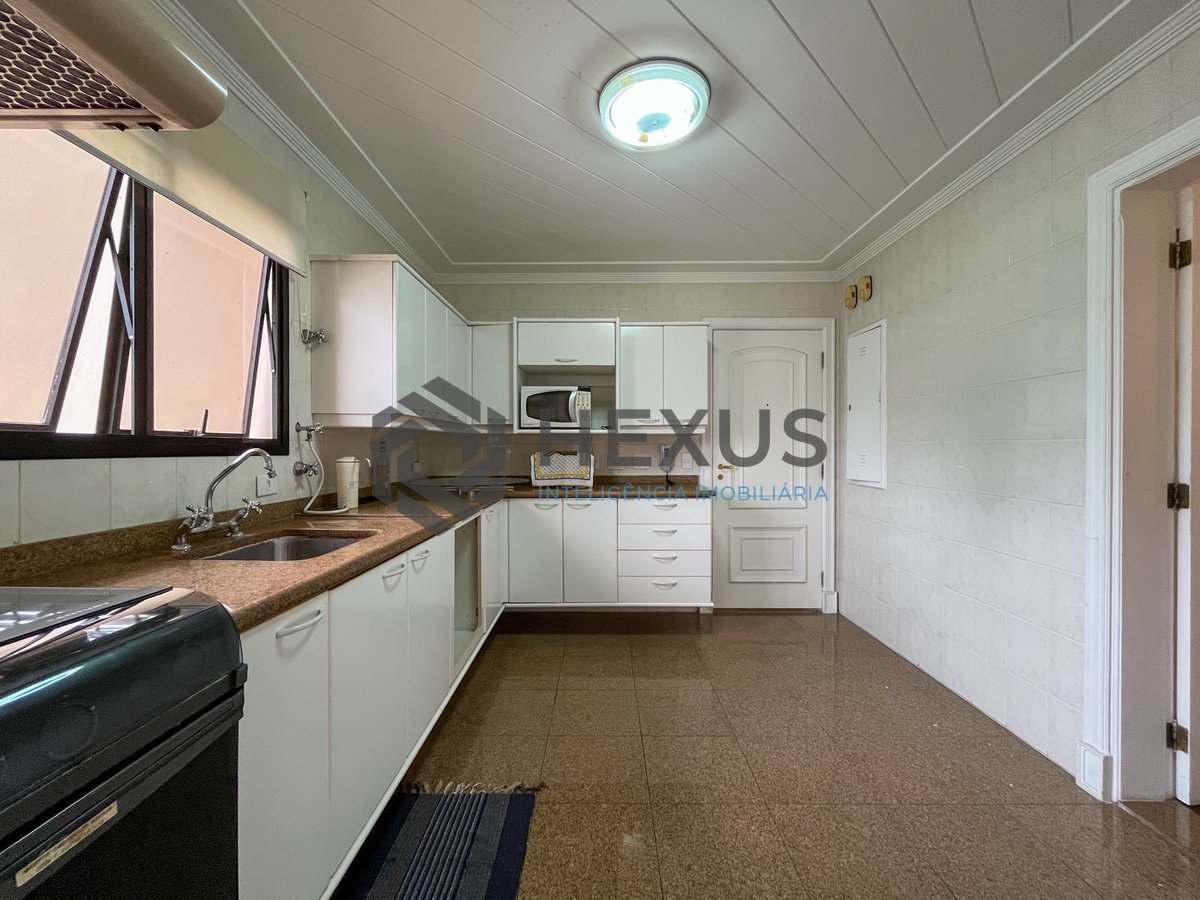 Foto 25 de Apartamento com varanda e lazer na Praia da Enseada, Guaruja