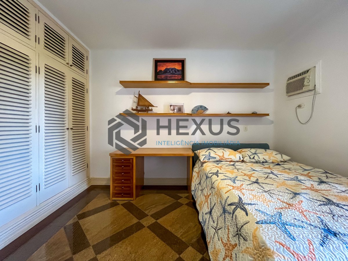 Foto 21 de Apartamento duplex com varanda e lazer na região da Brunella na Praia da Enseada, Guaruja