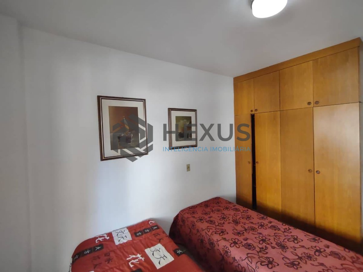 Foto 12 de Apartamento com varanda e lazer na Praia da Enseada, Guaruja
