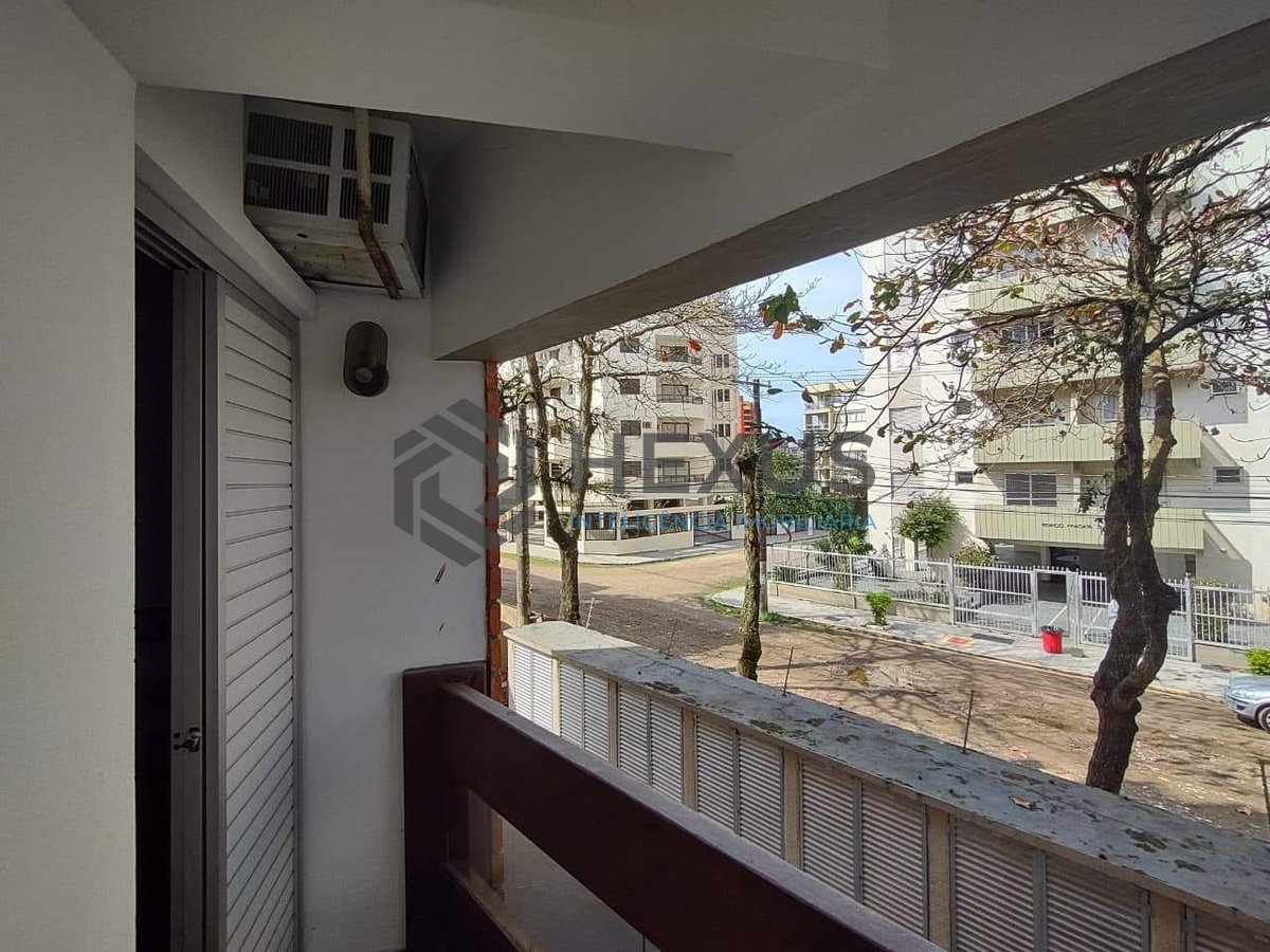 Foto 14 de Apartamento com varanda e lazer na Praia da Enseada, Guaruja