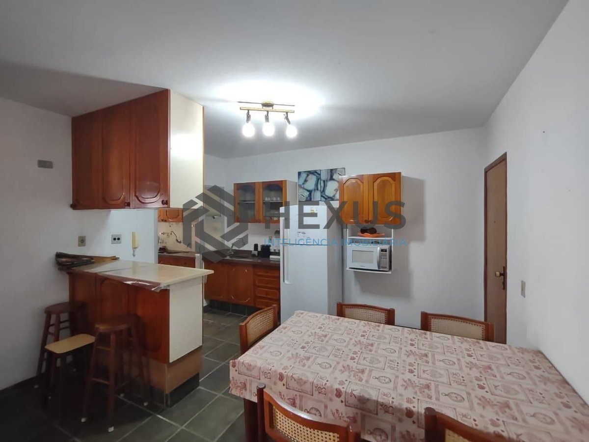 Foto 21 de Apartamento com varanda e lazer na Praia da Enseada, Guaruja