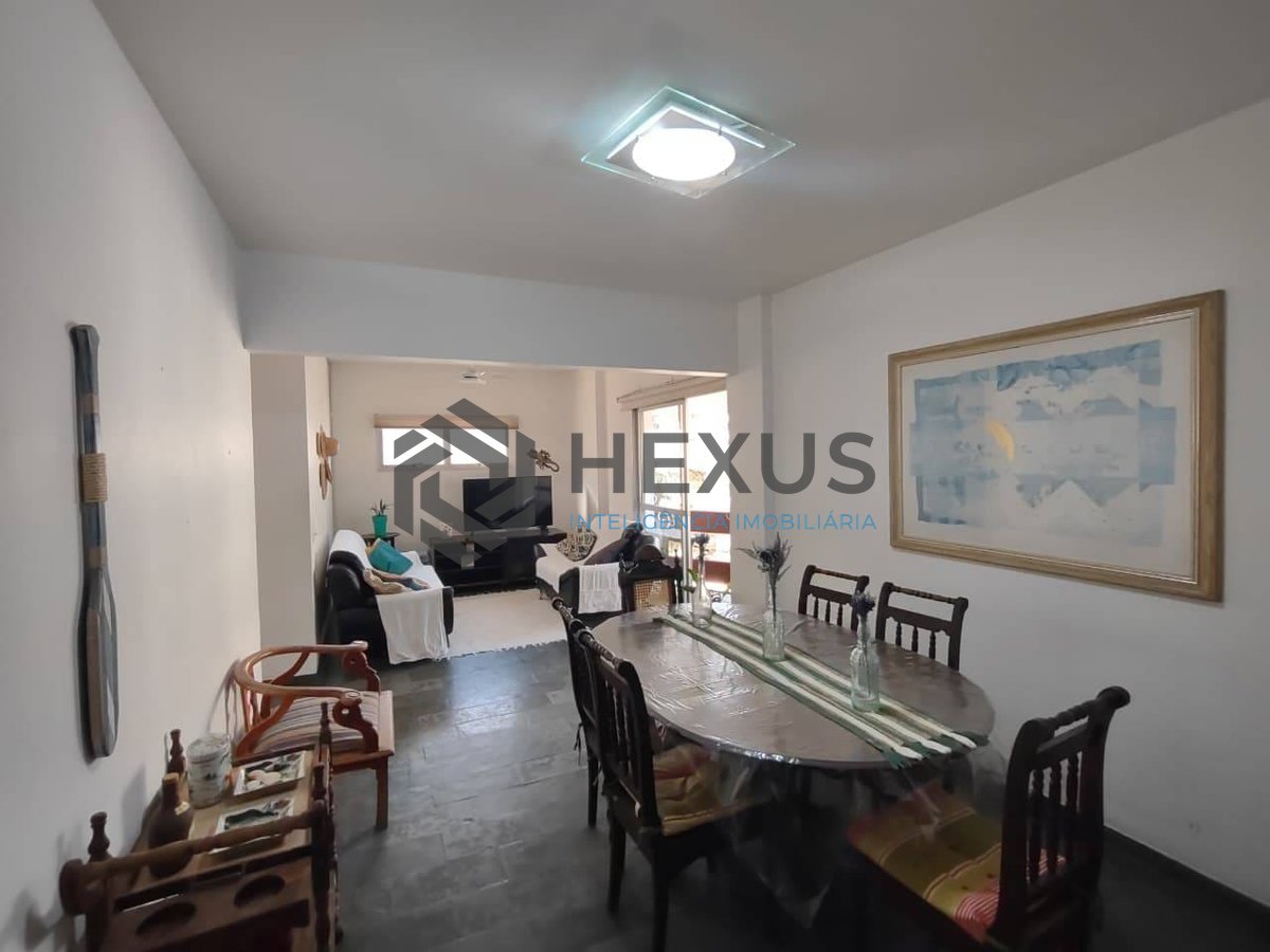 Foto 3 de Apartamento com varanda e lazer na Praia da Enseada, Guaruja