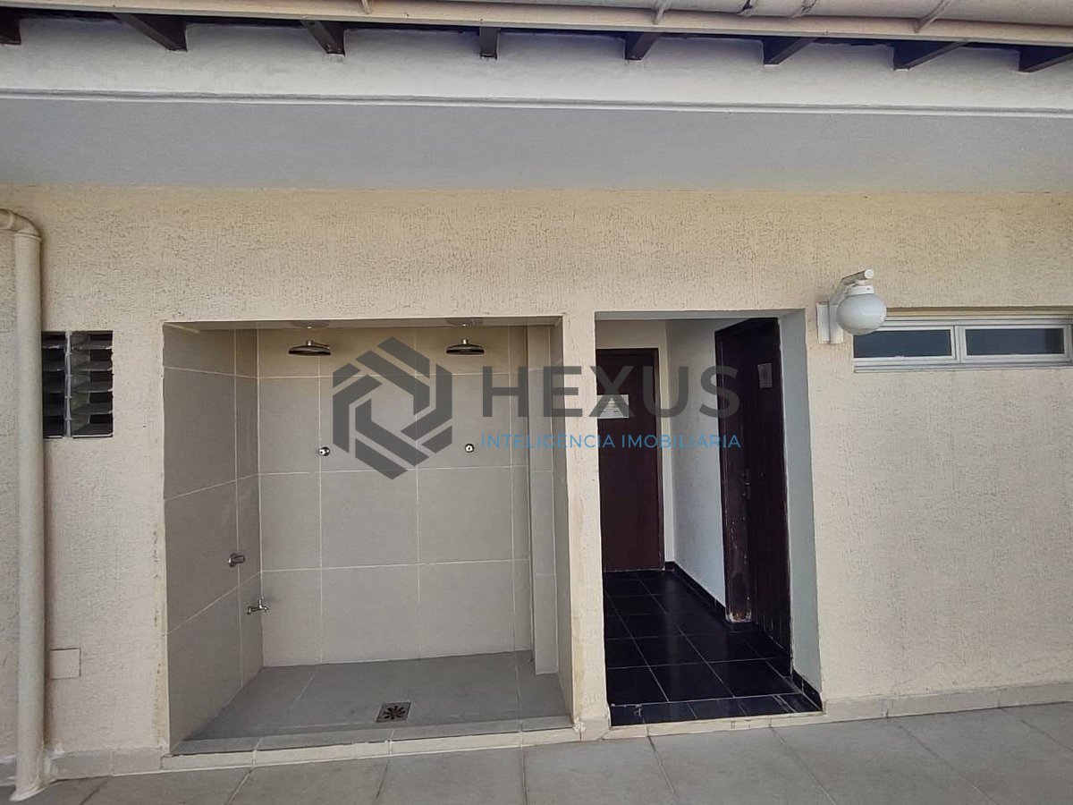 Foto 26 de Apartamento com varanda e lazer na Praia da Enseada, Guaruja