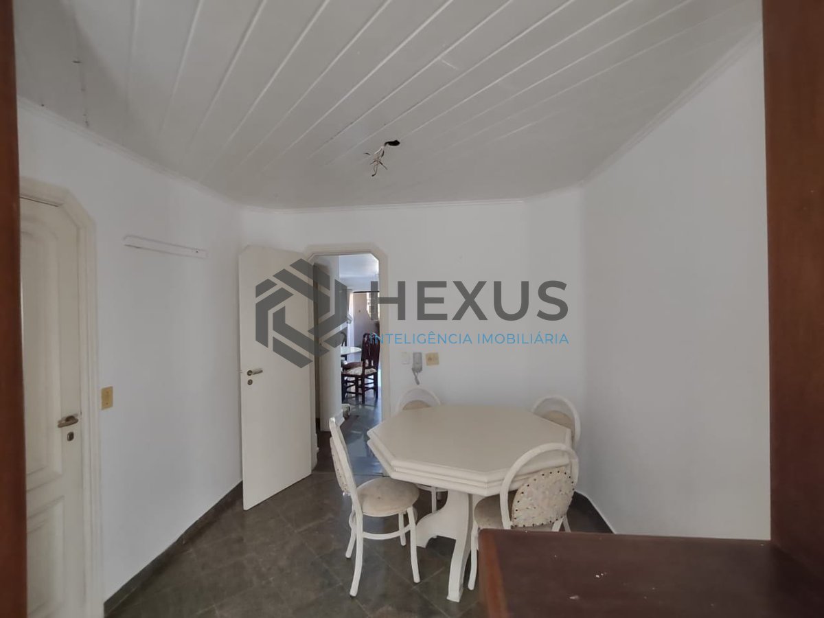 Foto 21 de Apartamento com varanda e lazer na Praia da Enseada, Guaruja