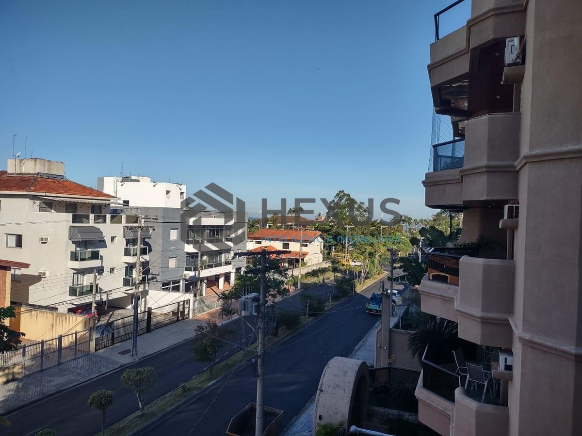 Foto 11 de Apartamento com varanda e lazer na Praia da Enseada, Guaruja