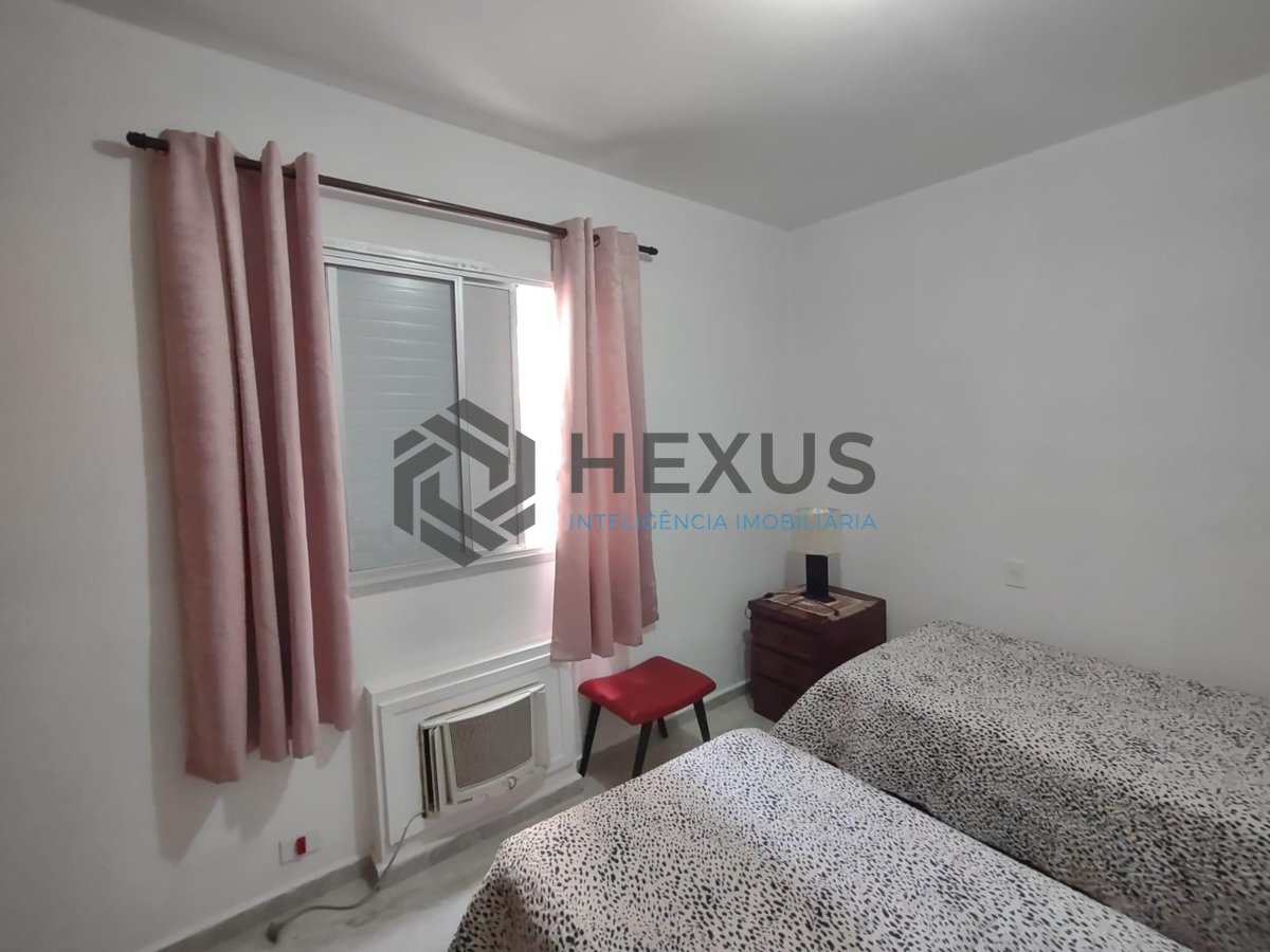 Foto 12 de Apartamento com varanda e lazer na Praia da Enseada, Guaruja