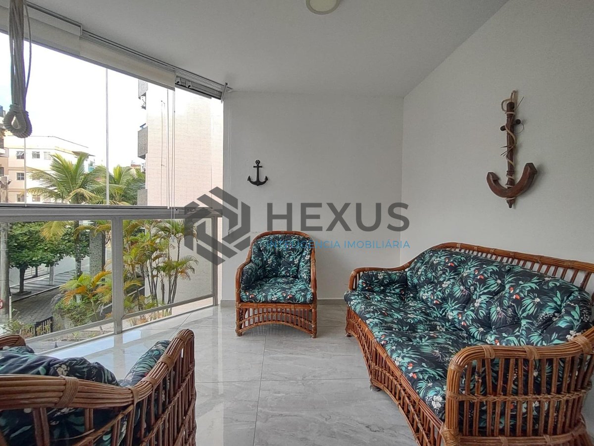 Foto 3 de Apartamento com varanda e lazer na Praia da Enseada, Guaruja