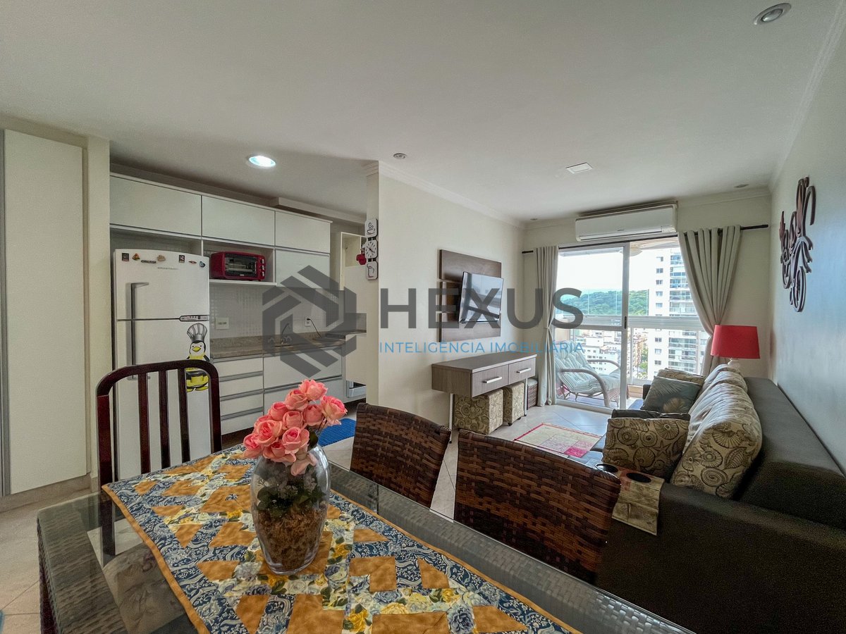 Foto 2 de Apartamento com varanda e lazer de clube na Praia das Astúrias, Guarujá