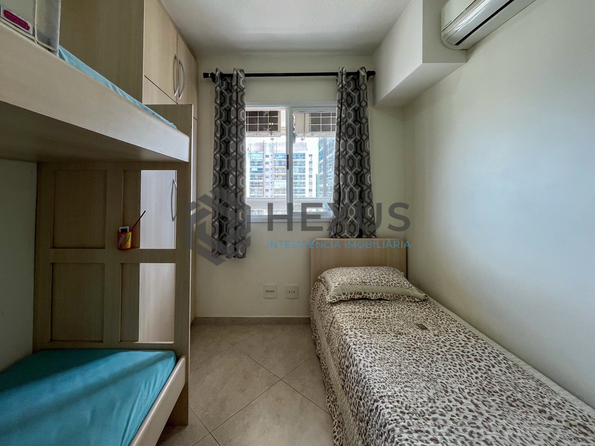 Foto 19 de Apartamento com varanda e lazer de clube na Praia das Astúrias, Guarujá