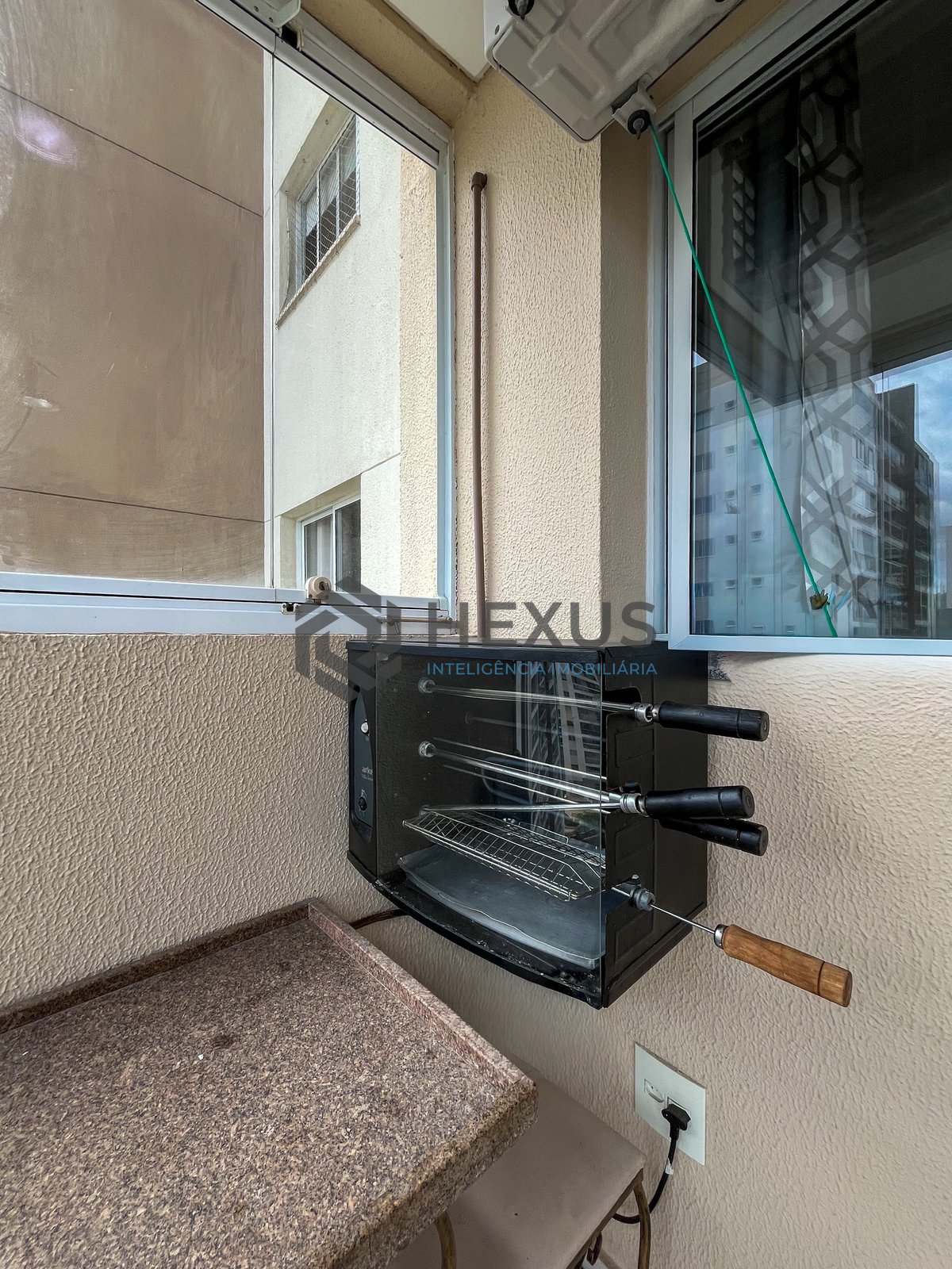 Foto 7 de Apartamento com varanda e lazer de clube na Praia das Astúrias, Guarujá