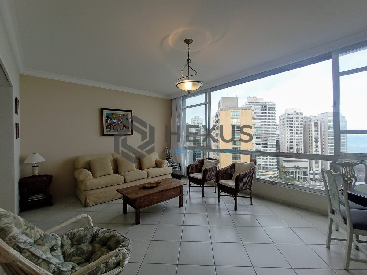 Foto 3 de Apartamento reformado frente mar na Praia das Pitangueiras, Guaruja