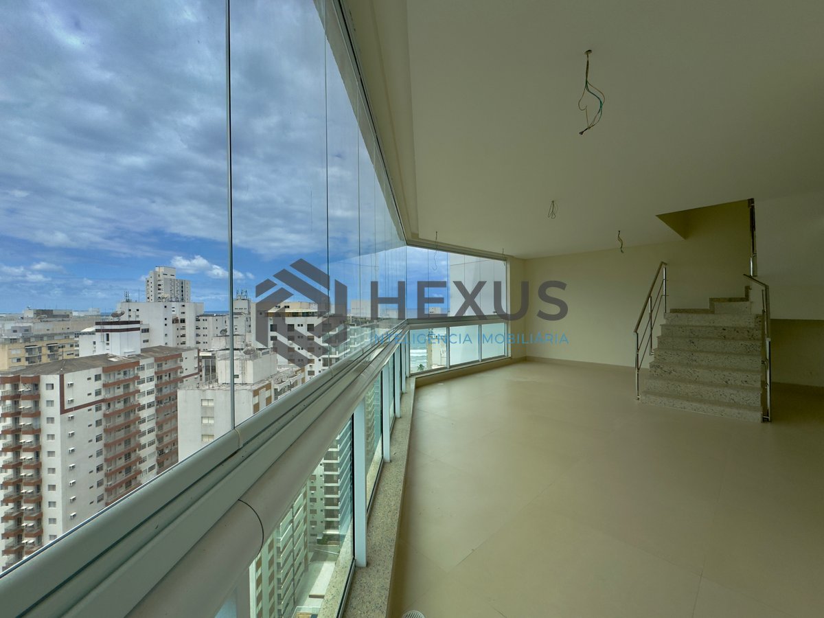Foto 13 de Cobertura duplex com piscina e varanda gourmet vista mar e lazer na Praia das Pitangueiras, Guaruja