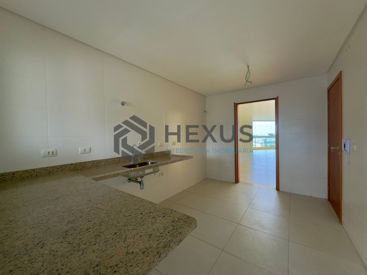 Foto 20 de Cobertura duplex com piscina e varanda gourmet vista mar e lazer na Praia das Pitangueiras, Guaruja