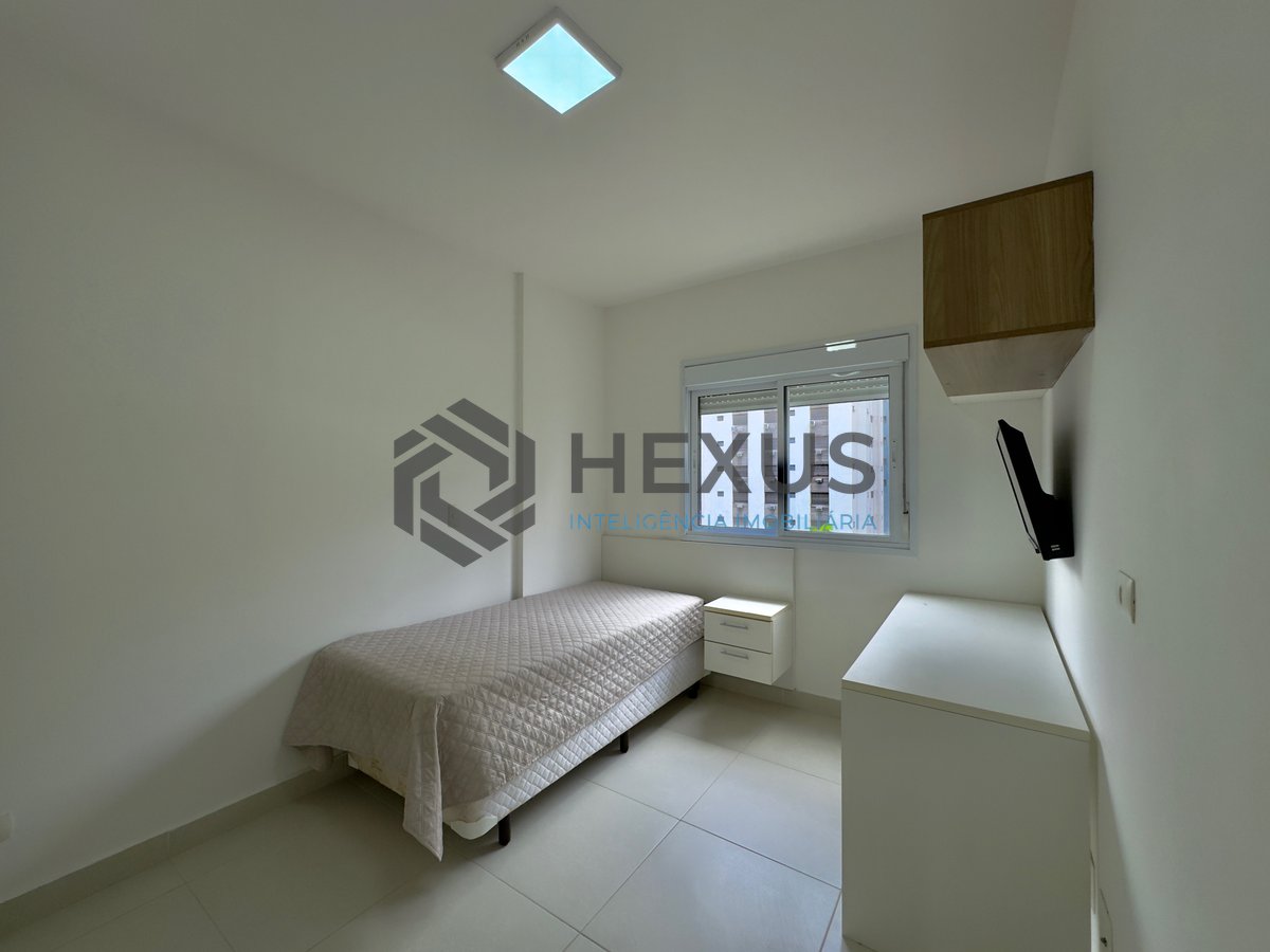 Foto 20 de Apartamento reformado com varanda gourmet e lazer na Praia das Pitangueiras, Guaruja