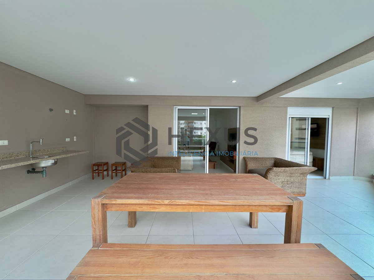 Foto 7 de Apartamento reformado com varanda gourmet e lazer na Praia das Pitangueiras, Guaruja