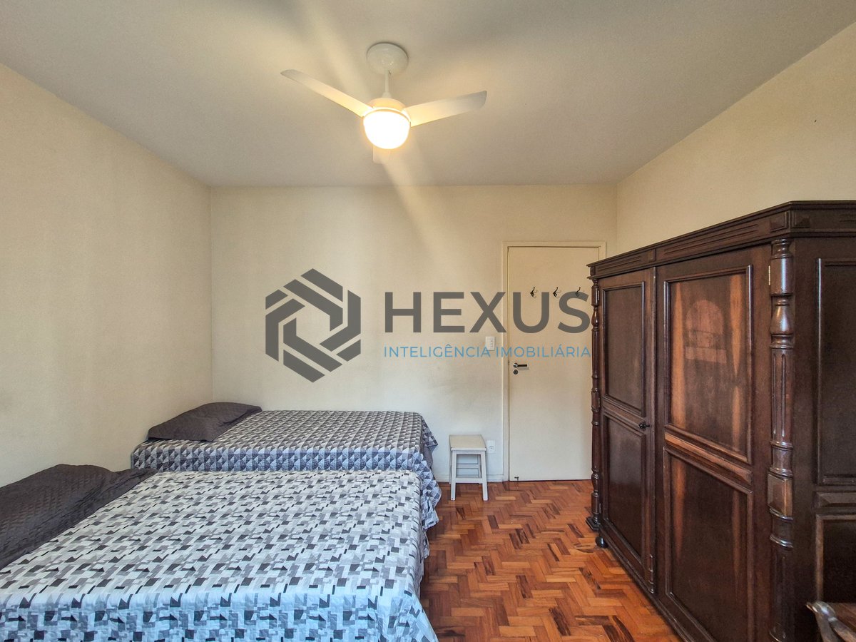 Foto 14 de Apartamento reformado com vista mar a uma quadra da Praia das Pitangueiras, Guaruja