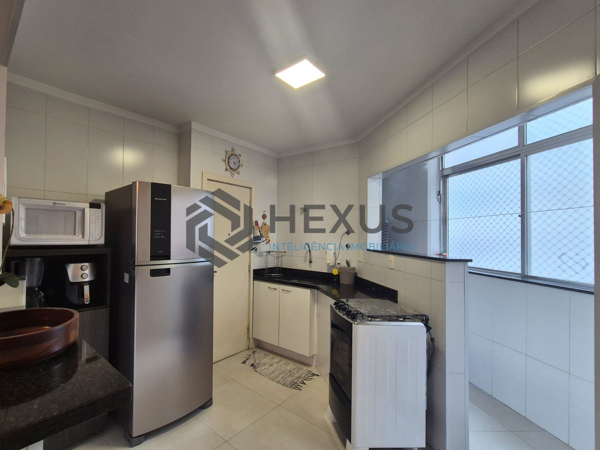 Foto 25 de Apartamento reformado com vista mar a uma quadra da Praia das Pitangueiras, Guaruja