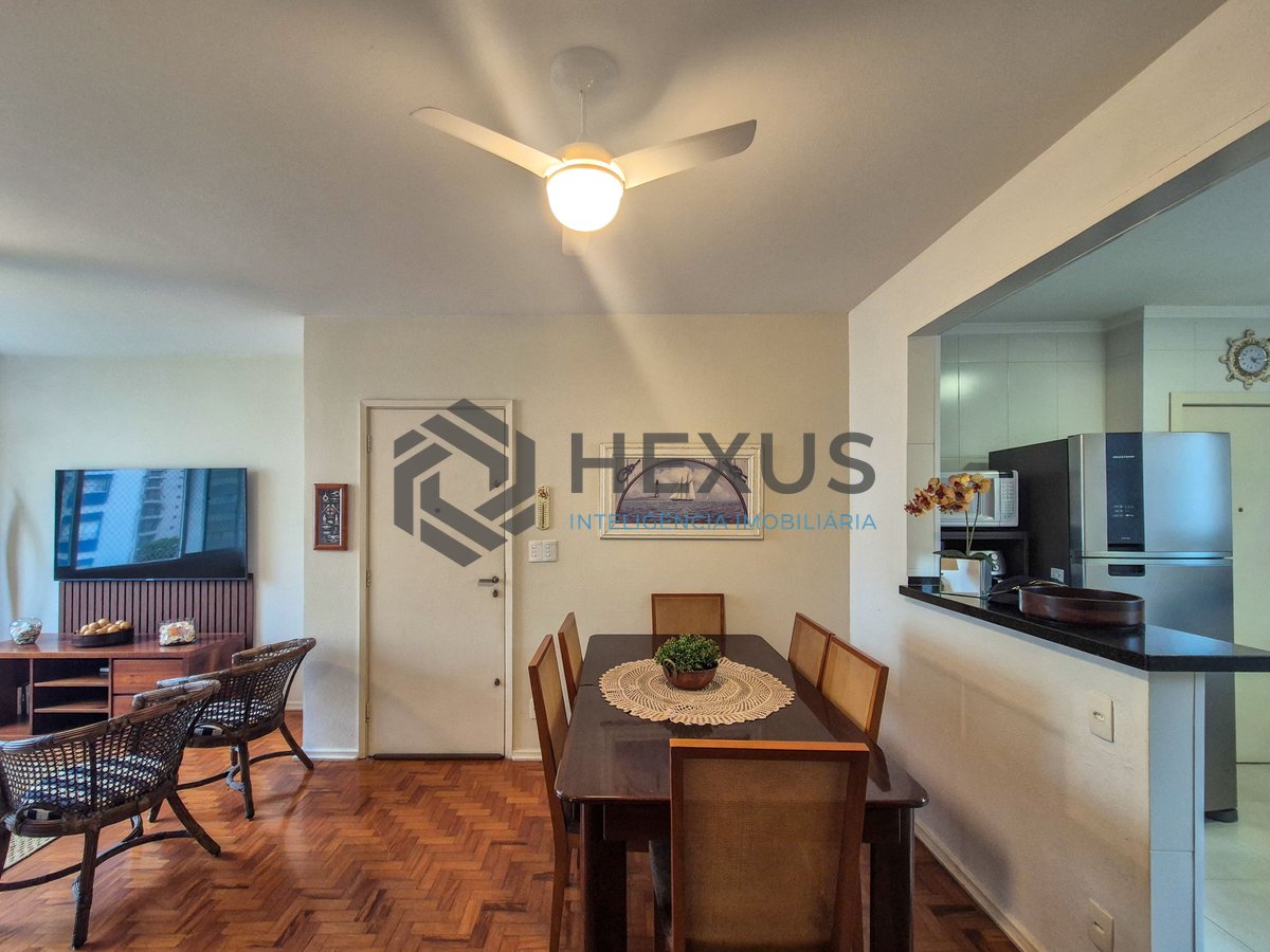 Foto 9 de Apartamento reformado com vista mar a uma quadra da Praia das Pitangueiras, Guaruja