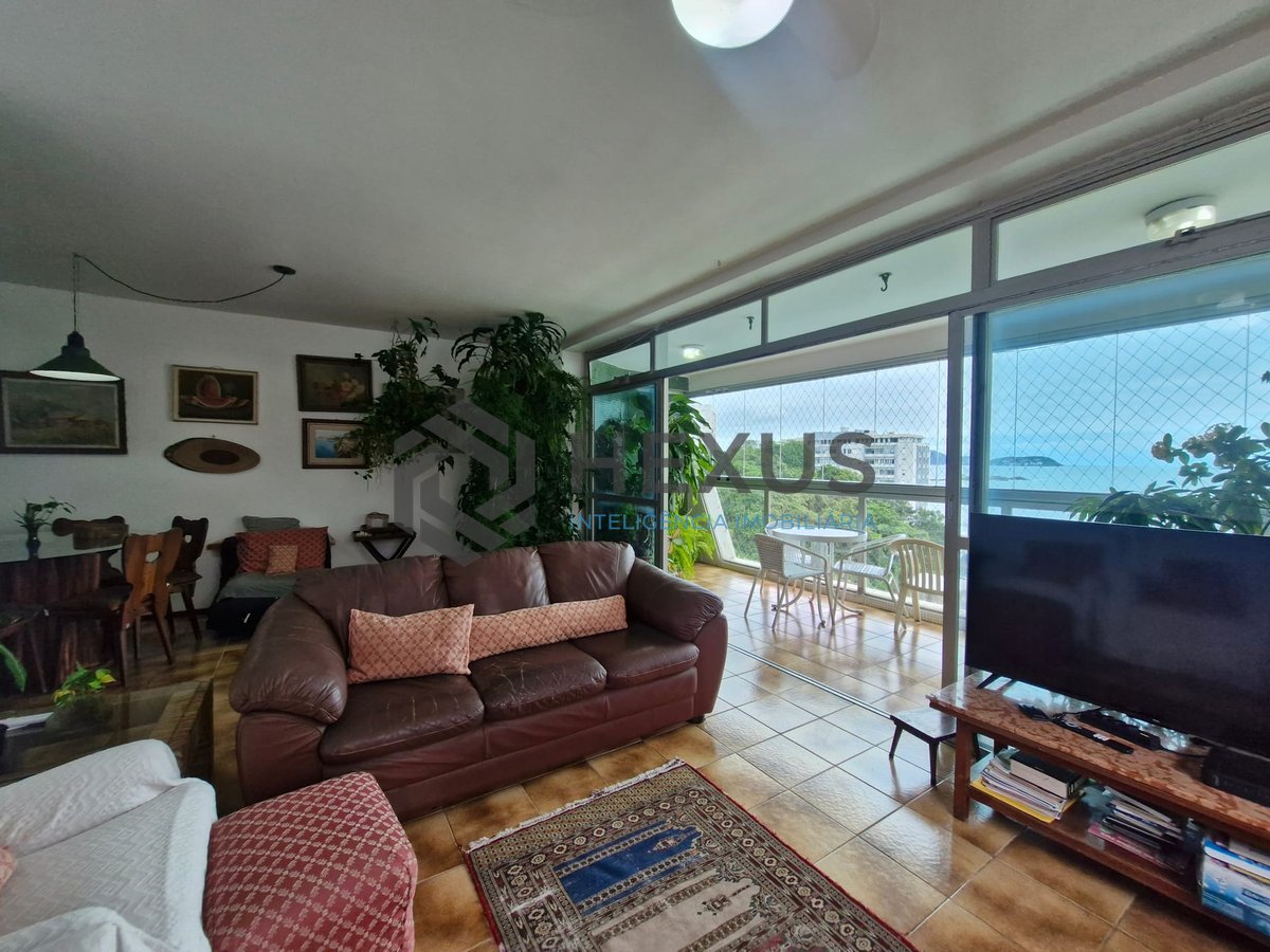 Foto 6 de Apartamento frente mar com varanda e lazer na Praia das Asturias, Guaruja