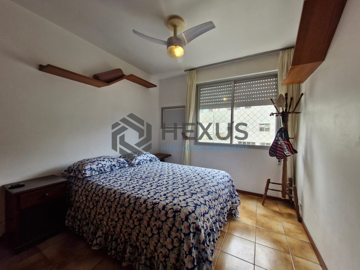 Foto 9 de Apartamento frente mar com varanda e lazer na Praia das Asturias, Guaruja