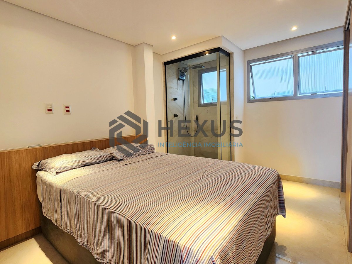 Foto 9 de Apartamento reformado frente mar com varanda e lazer na Praia das Asturias, Guaruja