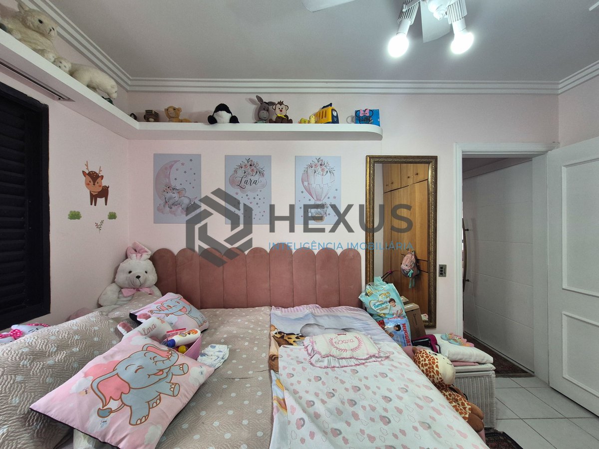 Foto 17 de Apartamento com varanda e lazer na Praia das Pitangueiras, Guaruja