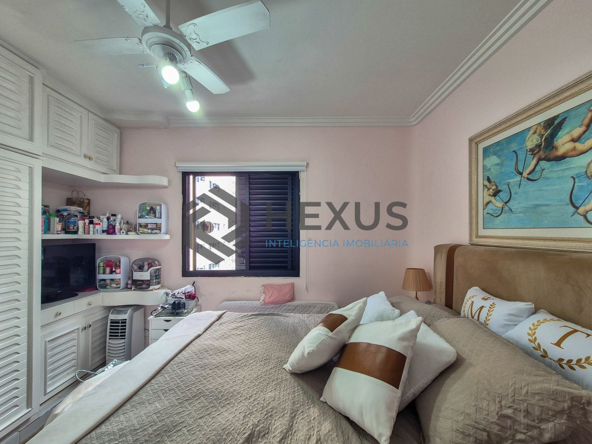 Foto 8 de Apartamento com varanda e lazer na Praia das Pitangueiras, Guaruja