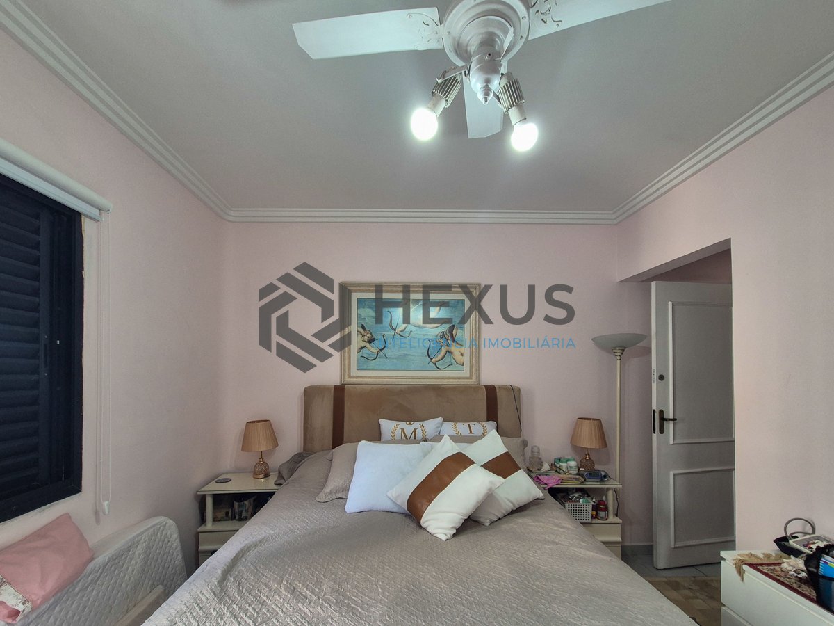 Foto 9 de Apartamento com varanda e lazer na Praia das Pitangueiras, Guaruja
