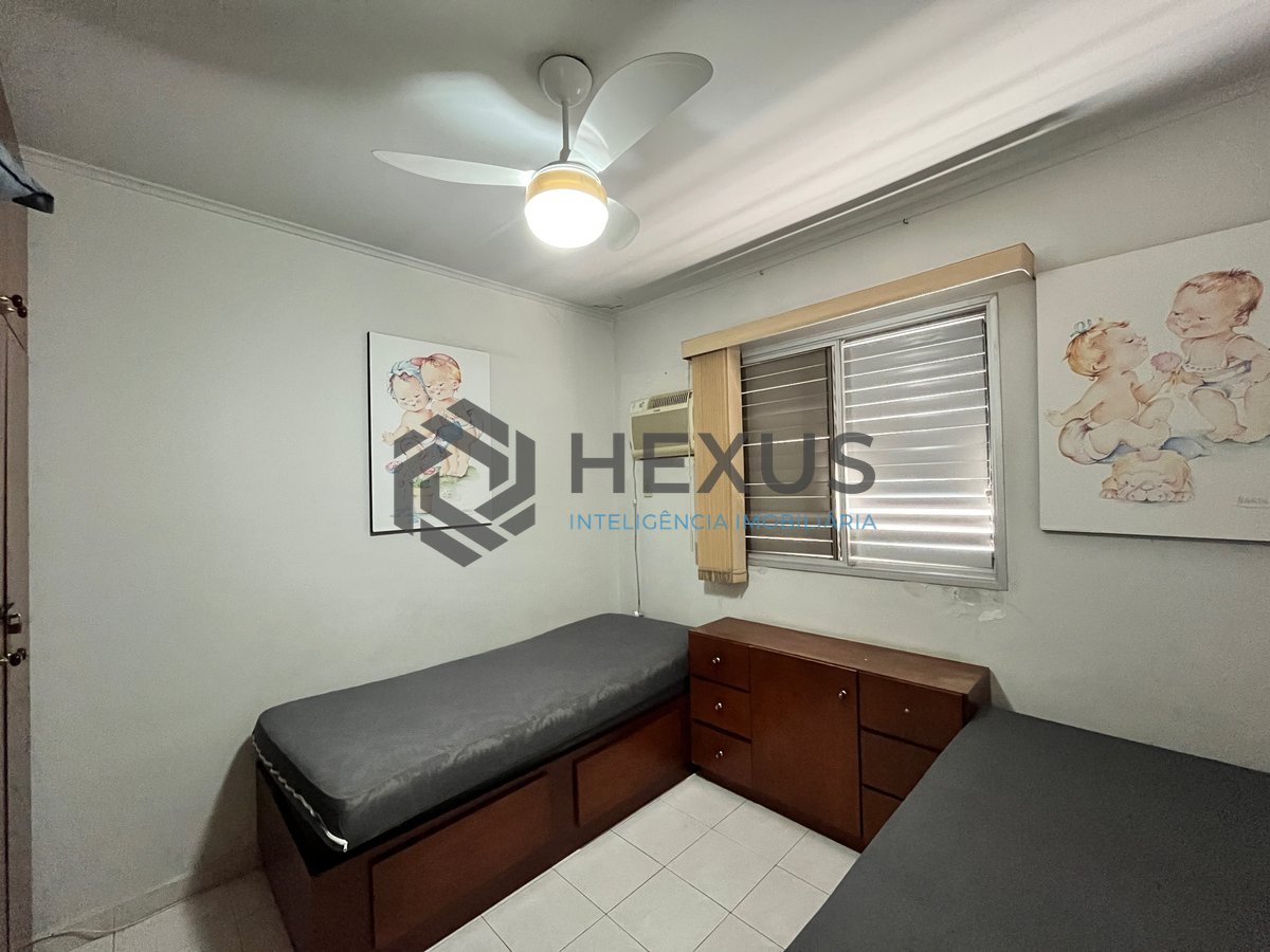 Foto 12 de Apartamento com varanda e vista mar na beira mar da Praia das Pitangueiras, Guarujá