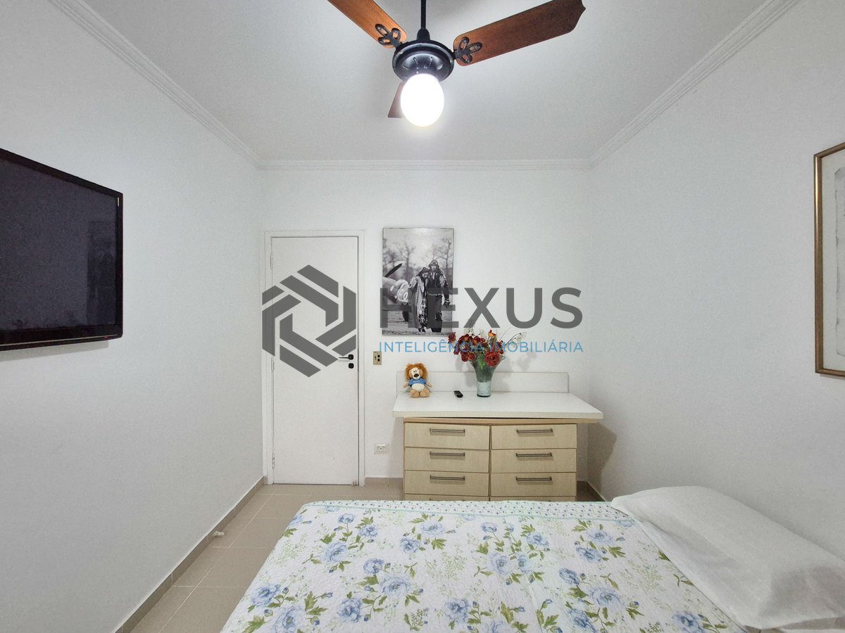Foto 10 de Apartamento com varanda e lazer na Praia das Pitangueiras, Guaruja
