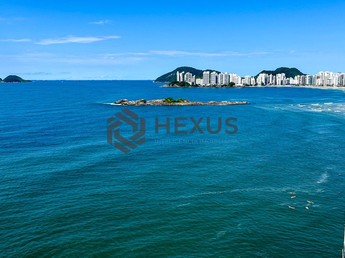 Foto 11 de Apartamento frente mar com varanda na Praia das Pitangueiras, Guaruja