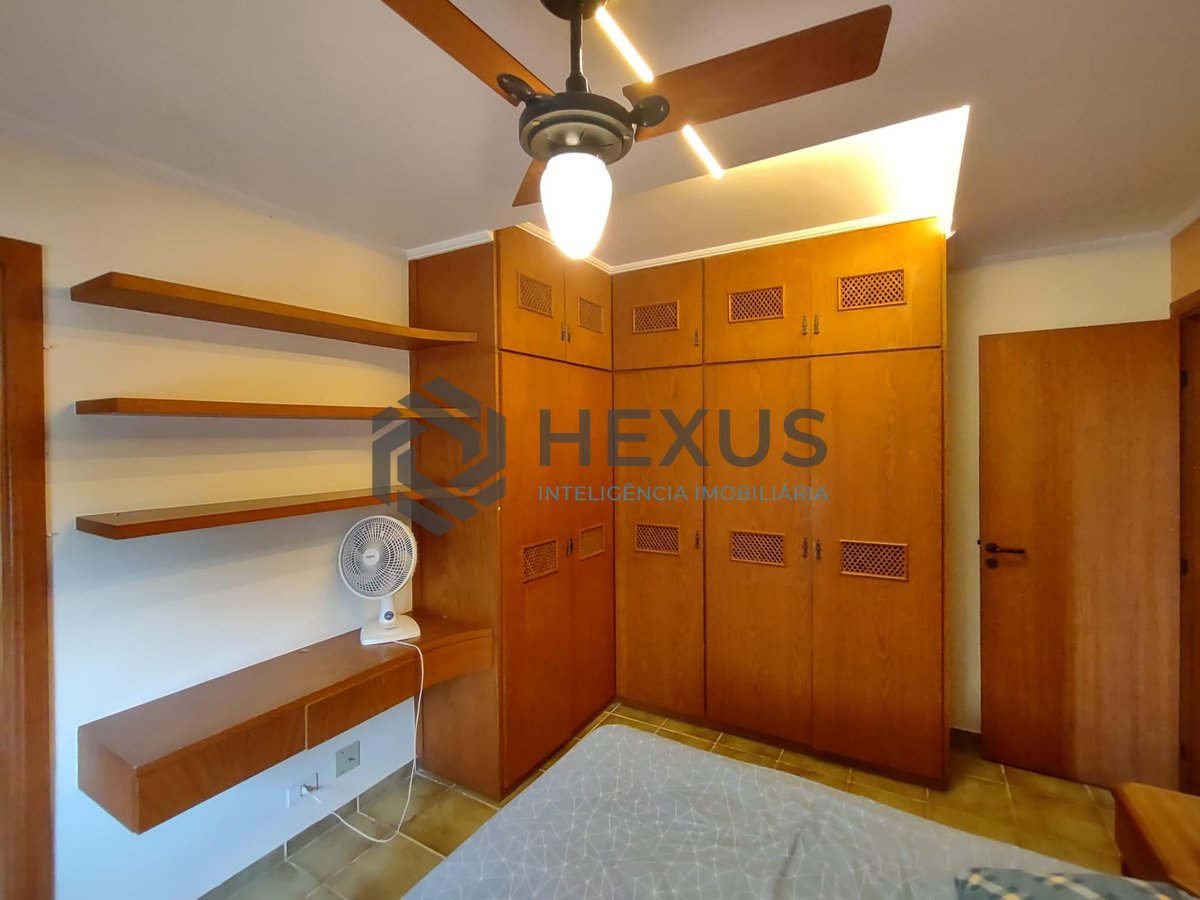 Foto 15 de Apartamento com varanda na Praia da Enseada, Guaruja