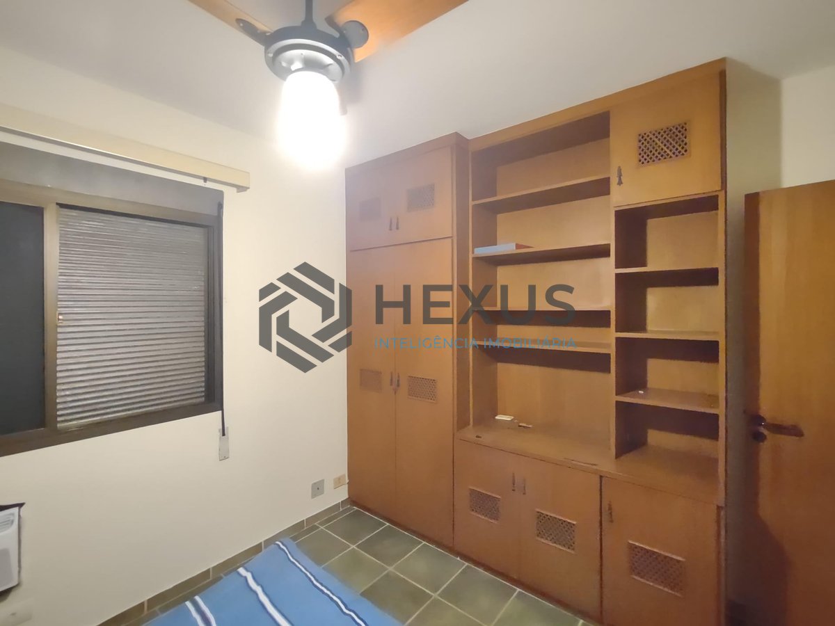 Foto 10 de Apartamento com varanda na Praia da Enseada, Guaruja