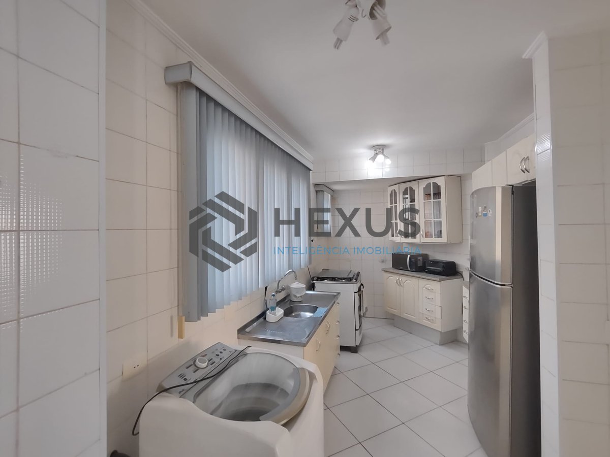 Foto 14 de Apartamento na região da Brunella na Praia da Enseada, Guaruja
