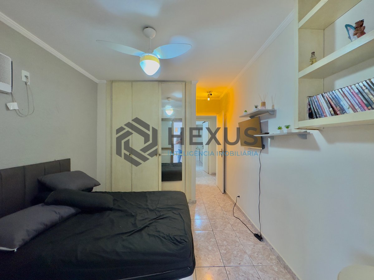 Foto 18 de Apartamento reformado com varanda gourmet vista mar a 1 quadra da praia e lazer nas Astúrias, Guarujá