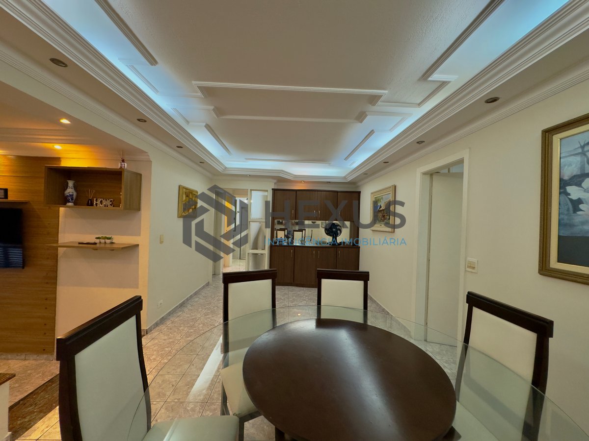 Foto 7 de Apartamento reformado com varanda gourmet vista mar a 1 quadra da praia e lazer nas Astúrias, Guarujá