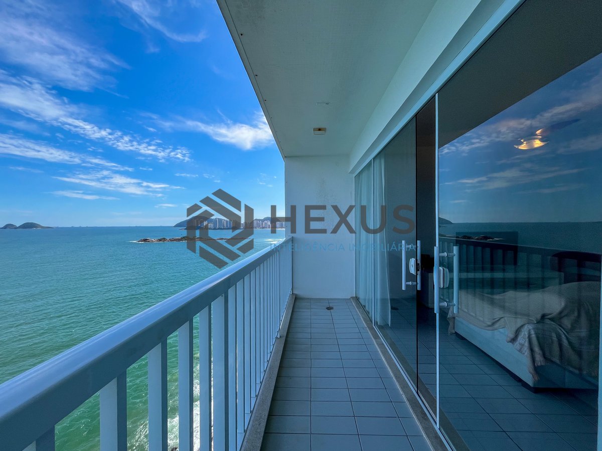 Foto 7 de Apartamento frente mar com varanda na Praia das Pitangueiras, Guaruja