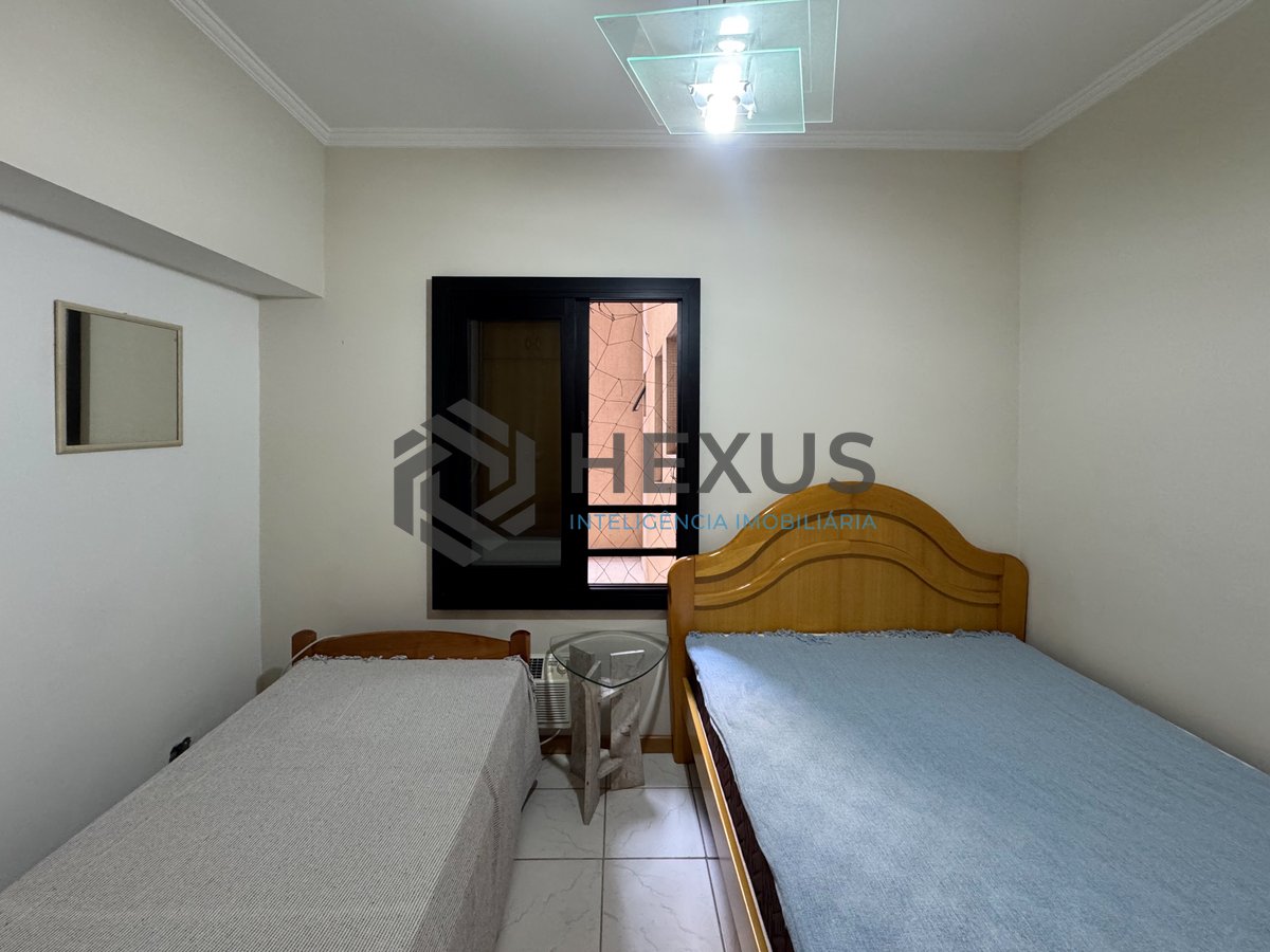 Foto 7 de Apartamento com varanda e lazer nas Pitangueiras, Guaruja